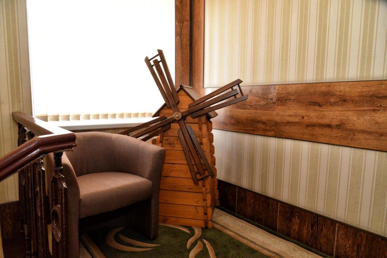 Green City Hotel Mykolaïv Extérieur photo