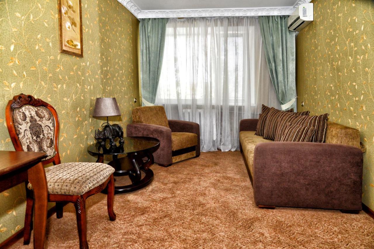 Green City Hotel Mykolaïv Extérieur photo