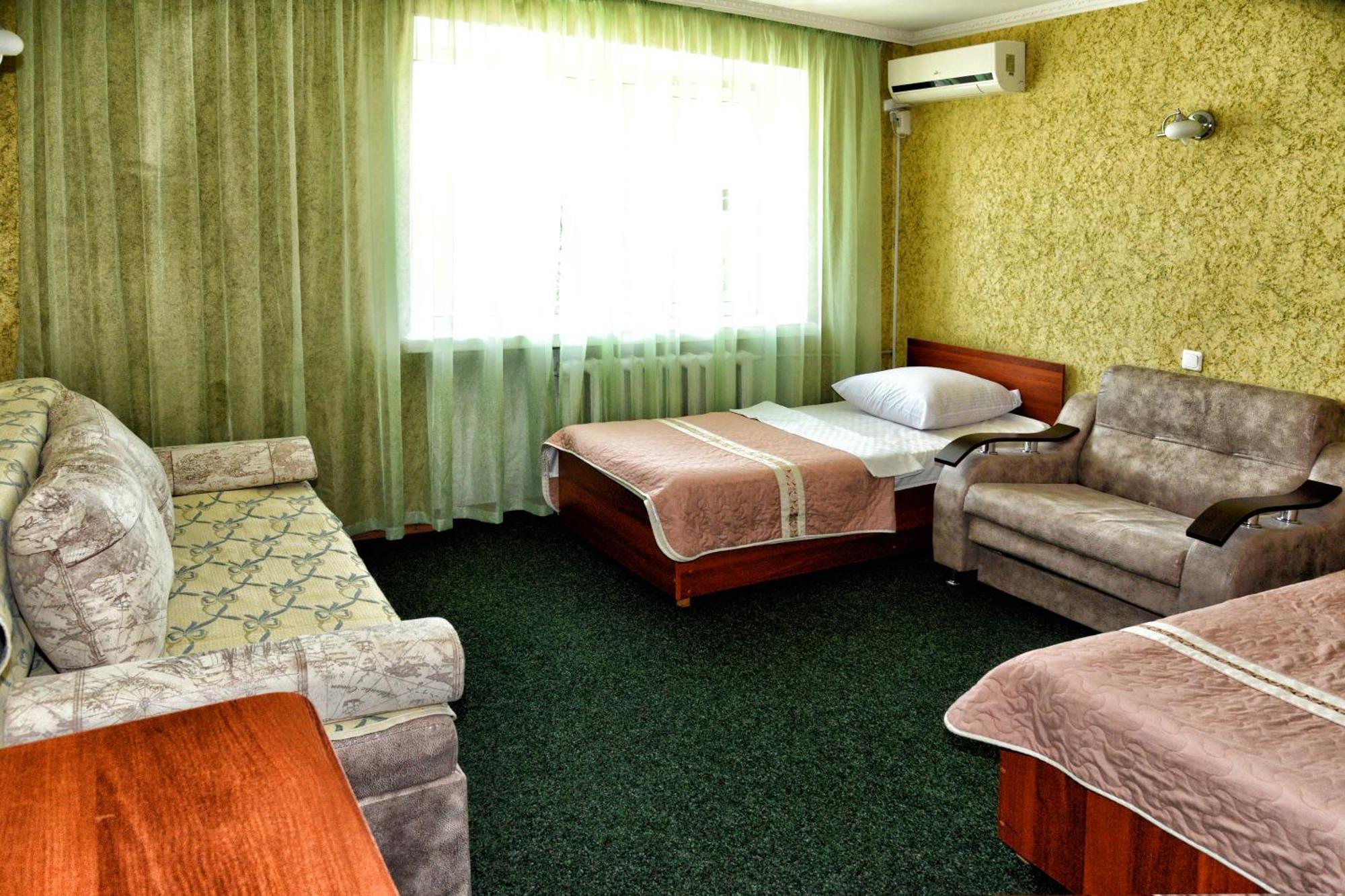 Green City Hotel Mykolaïv Extérieur photo